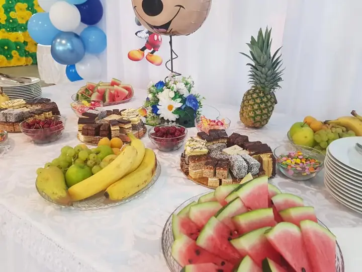 Fructe pentru masa dulce